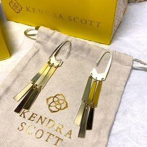 Kendra Scott Mallie earrings